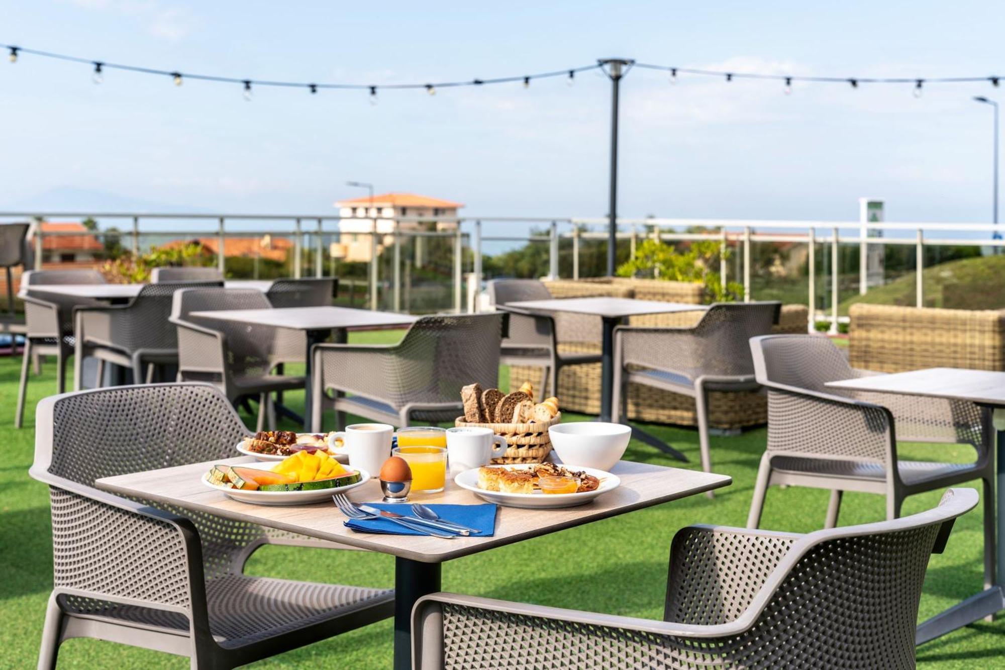 Ibis Styles Biarritz Plage Екстер'єр фото